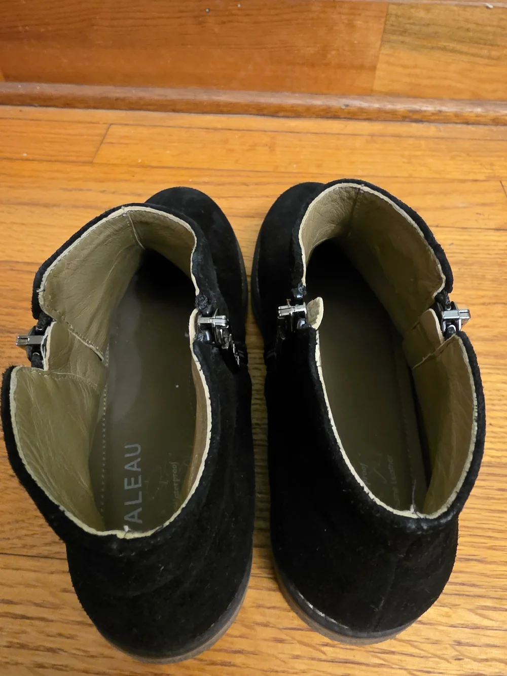Italeau Foliana Black Booties